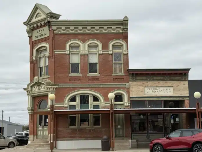 download (67) Zach Boblitt / Kansas Public Radio / Kansas News Service The Bank of Oberlin building is a historic town landmark that previously housed the Decatur County Courthouse and now serves as a bed and breakfast.
