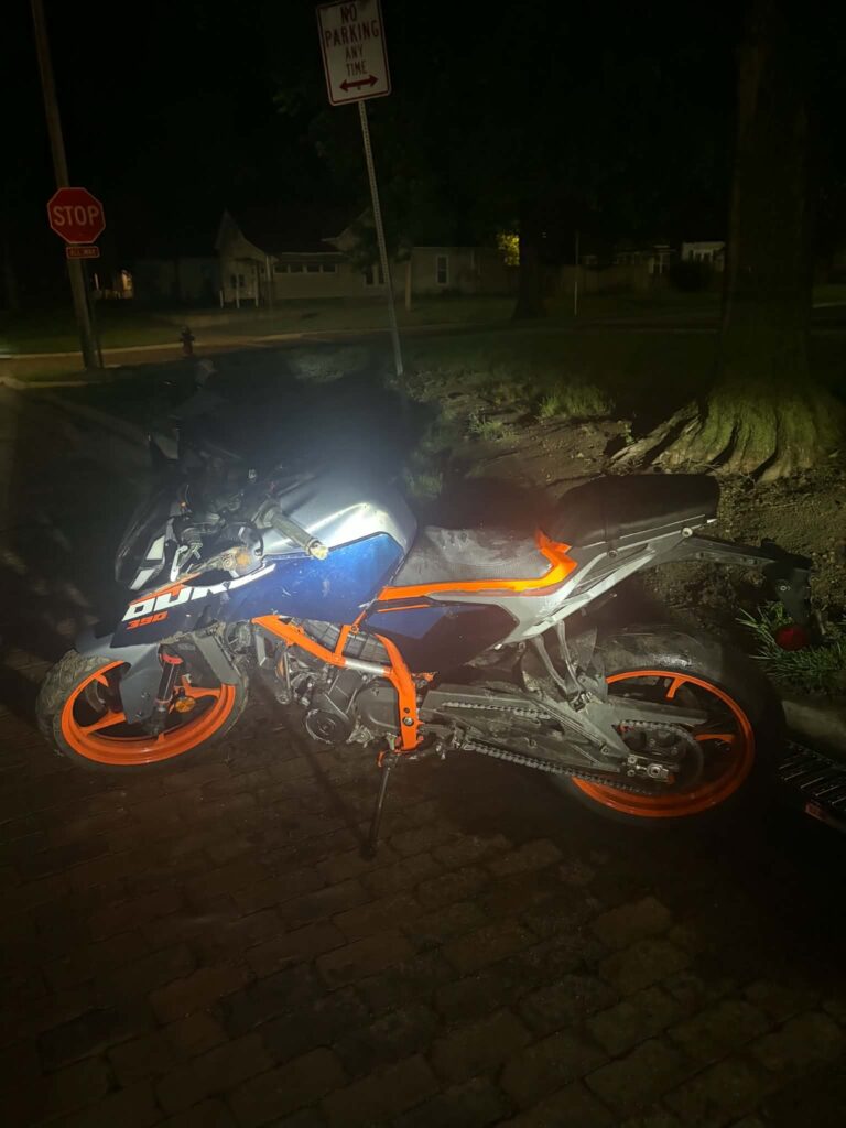 339ed4aa 15c0 4b5a 9120 794719a71dc8 - Topeka’s “Moto Pineapple” Targeted? Beloved KTM Rider’s Motorcycle Stolen, Damaged After Early Morning Theft 7 339ed4aa 15c0 4b5a 9120 794719a71dc8 - Topeka’s “Moto Pineapple” Targeted? Beloved KTM Rider’s Motorcycle Stolen, Damaged After Early Morning Theft